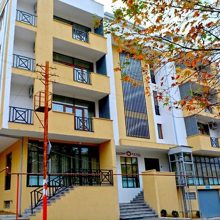G&G Hotel Tbilisi Buitenkant foto