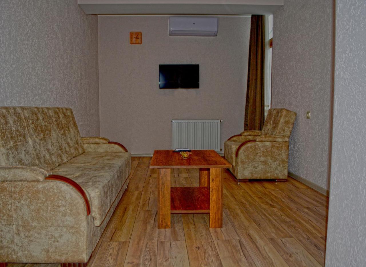 G&G Hotel Tbilisi Buitenkant foto