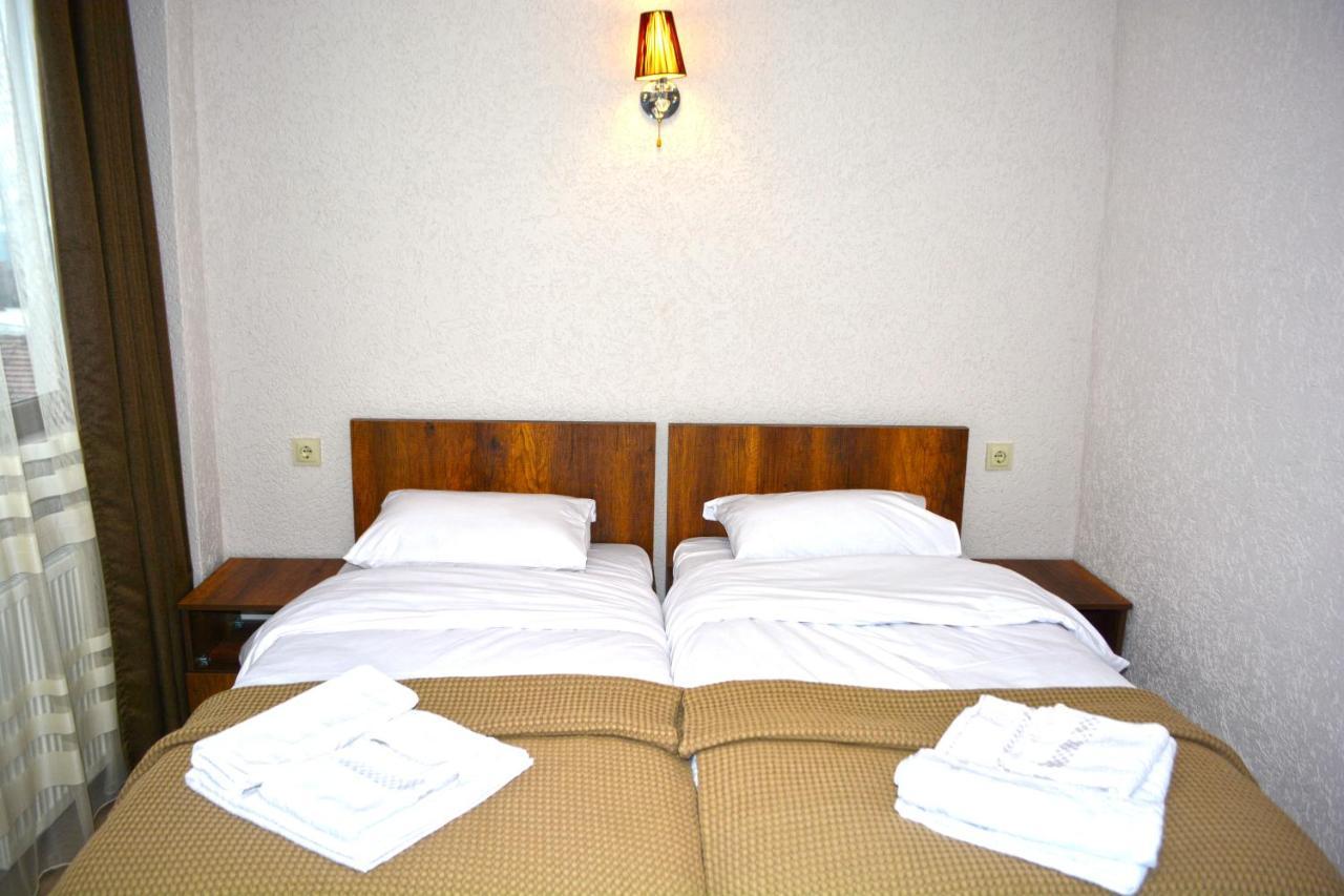 G&G Hotel Tbilisi Buitenkant foto