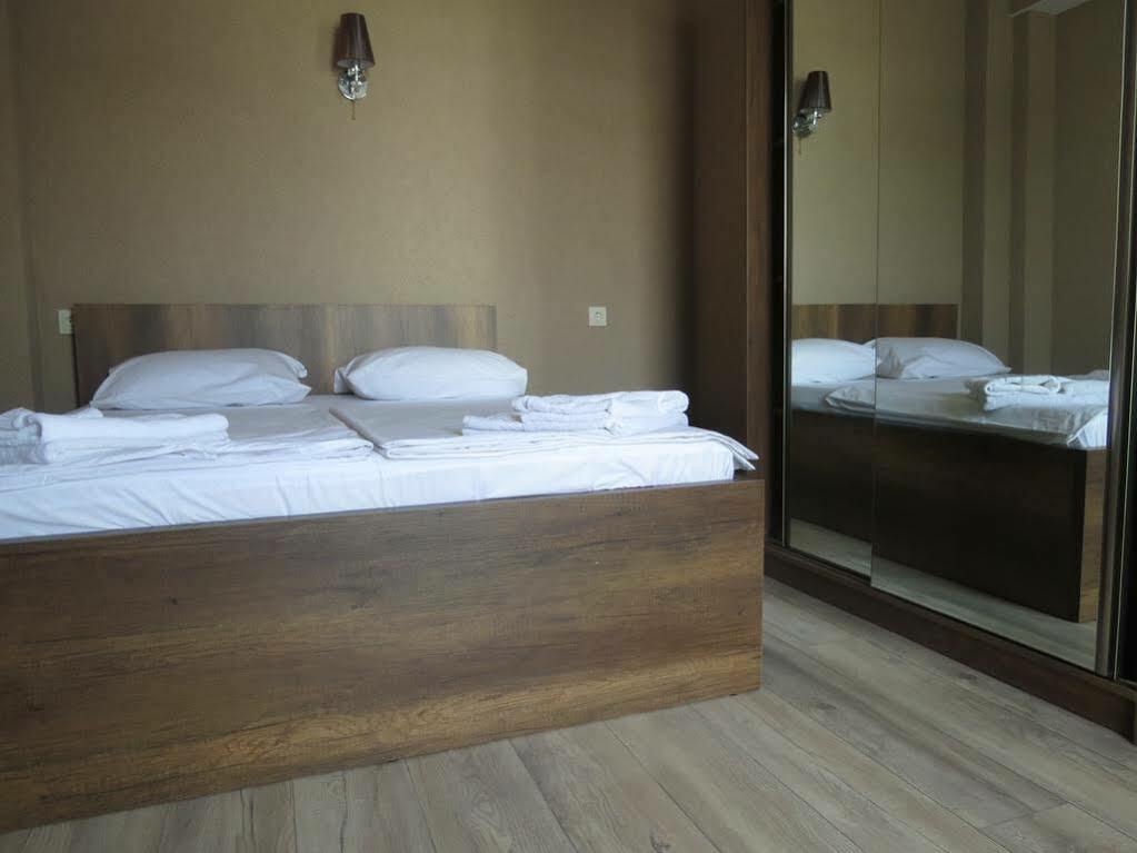 G&G Hotel Tbilisi Buitenkant foto